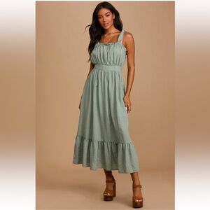 Lulus Summer in the Country Dusty Sage
Ruffled Tie-Strap Midi Dress Size Small